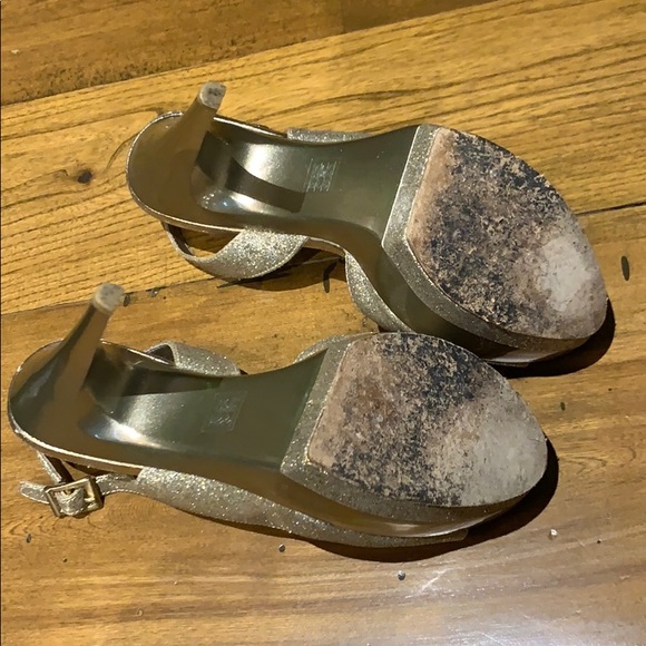 Beautiful sparkly gold heels - Picture 4 of 5